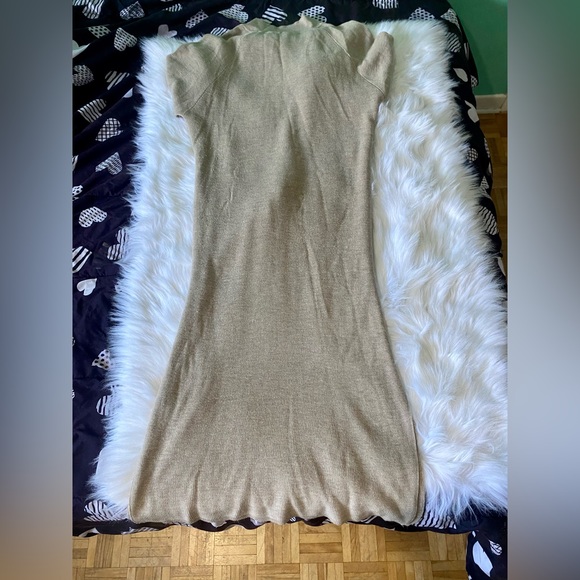 Sweater Dress with belt - Picture 6 of 8